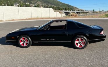Chevrolet-Camaro-1985-19