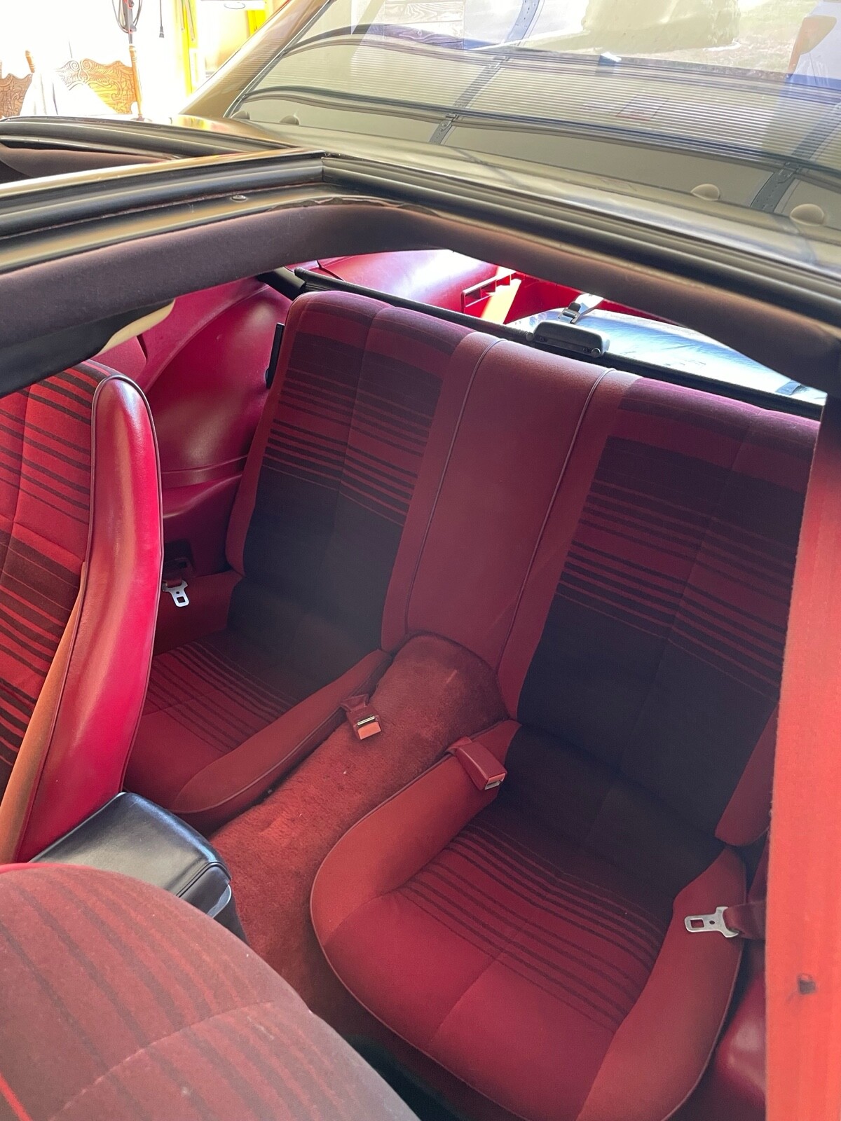 Chevrolet-Camaro-1985-25