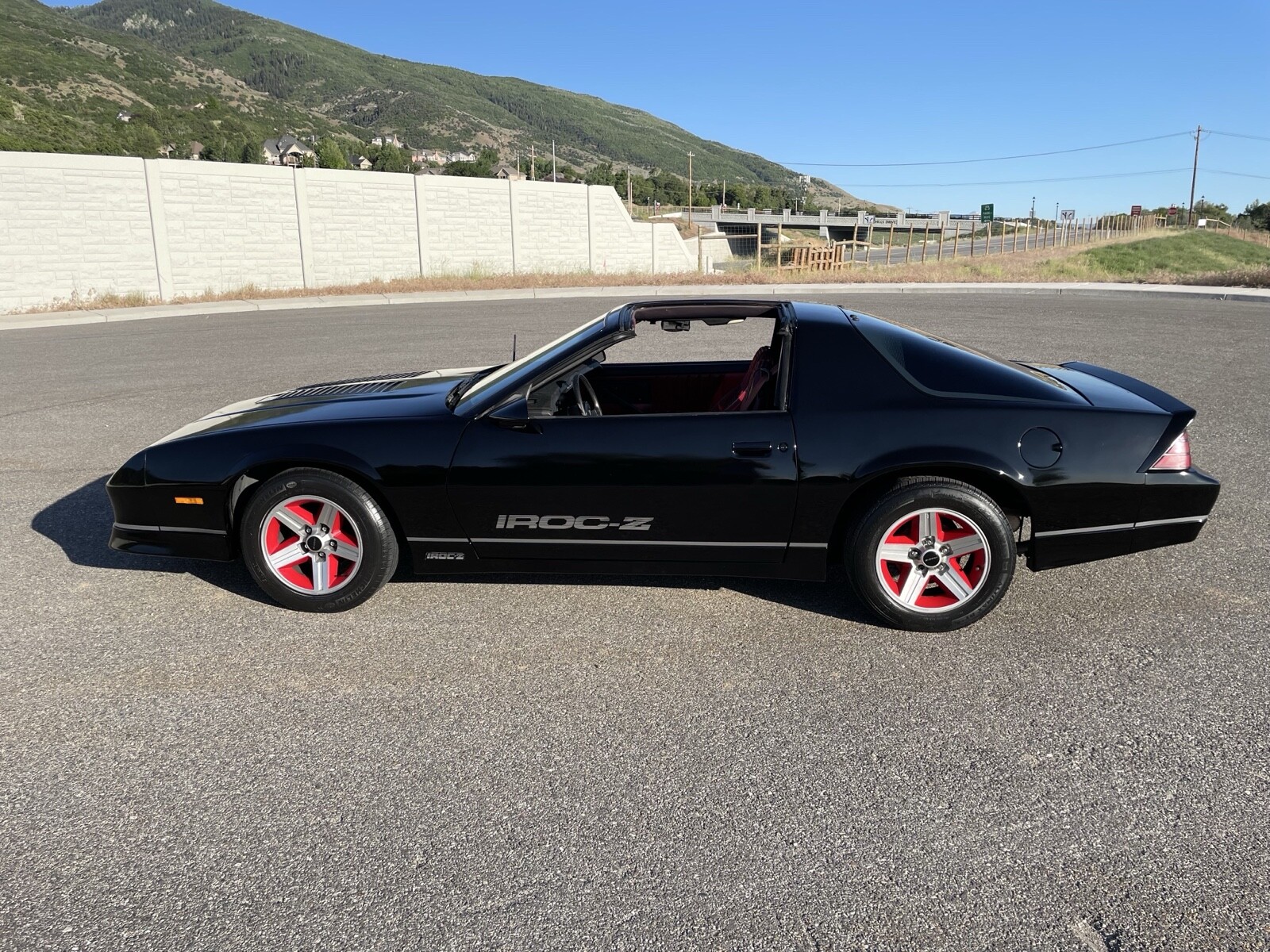 Chevrolet-Camaro-1985-5