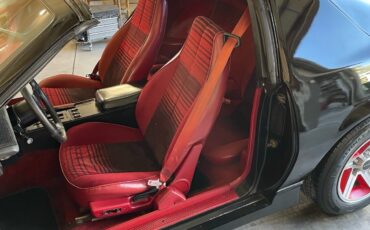 Chevrolet-Camaro-1985-6