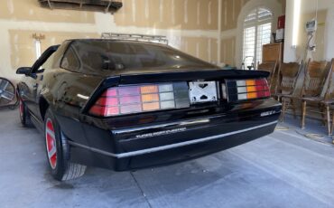 Chevrolet-Camaro-1985-7