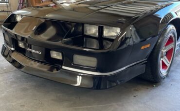 Chevrolet-Camaro-1985-9