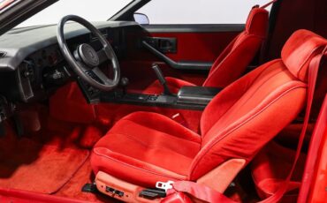 Chevrolet-Camaro-1985-Other-14