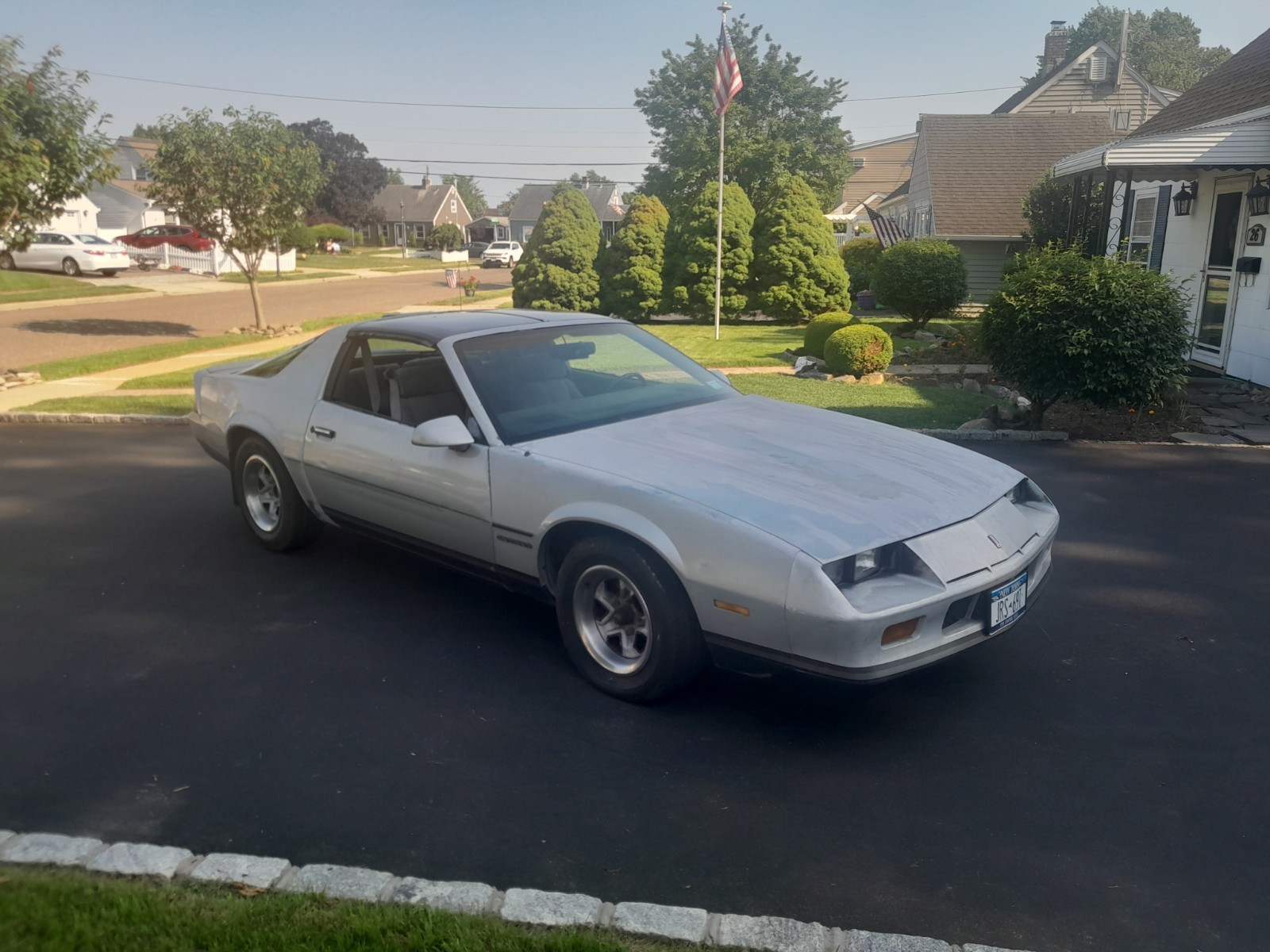 Chevrolet-Camaro-1986-2d-sd-2