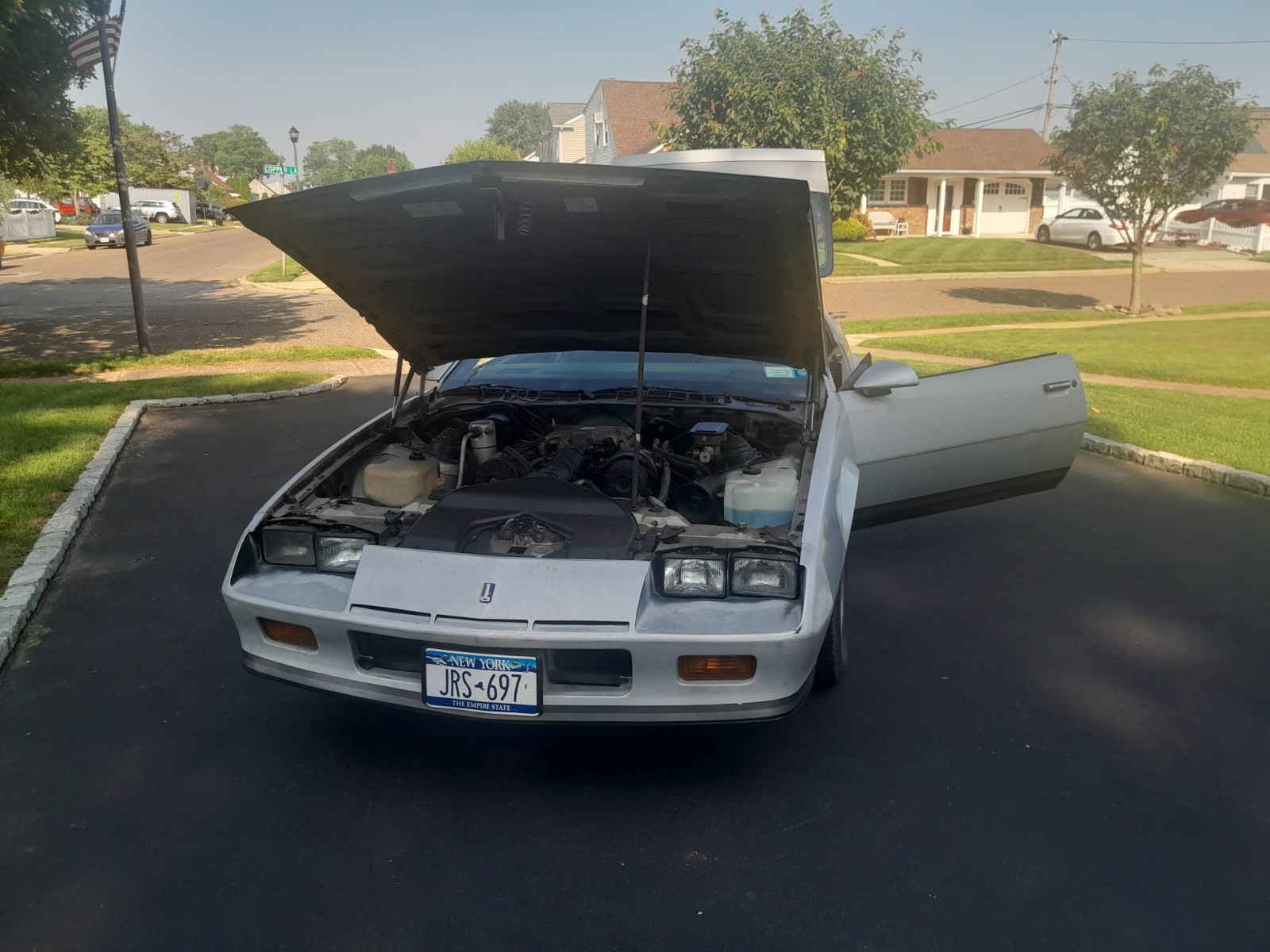 Chevrolet-Camaro-1986-2d-sd-4