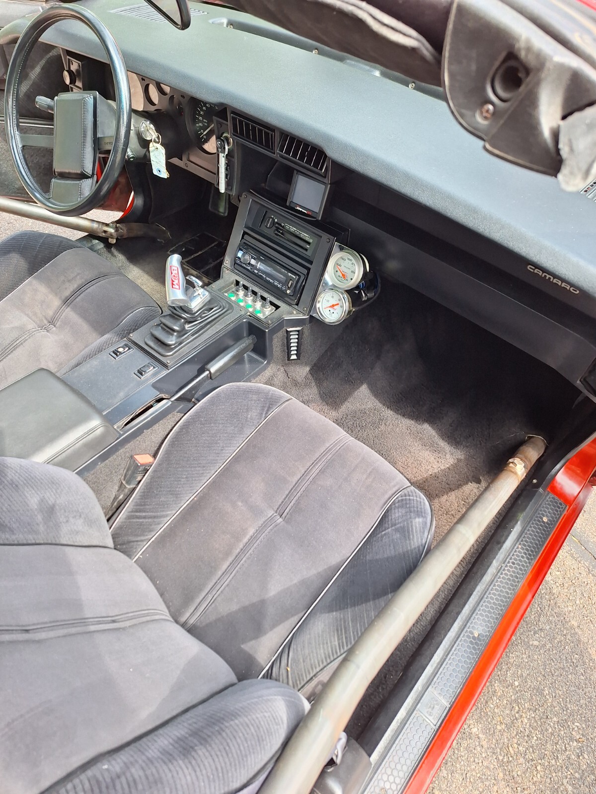 Chevrolet-Camaro-1986-Coupe-12