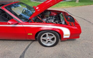 Chevrolet-Camaro-1986-Coupe-14