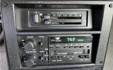 Chevrolet-Camaro-1987-2-Door-Hatchback-13