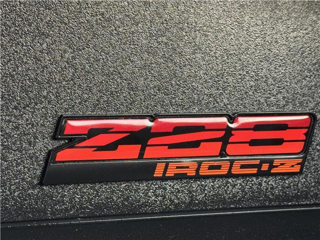 Chevrolet-Camaro-1987-2-Door-Hatchback-16