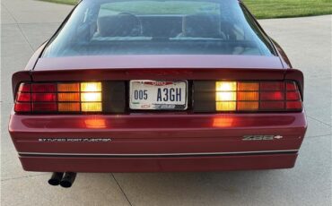 Chevrolet-Camaro-1987-2-Door-Hatchback-2
