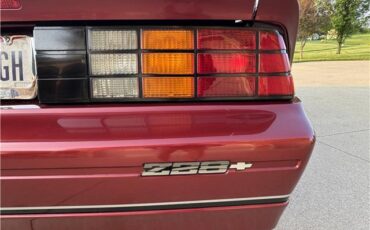 Chevrolet-Camaro-1987-2-Door-Hatchback-23