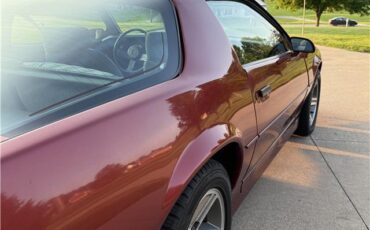 Chevrolet-Camaro-1987-2-Door-Hatchback-27