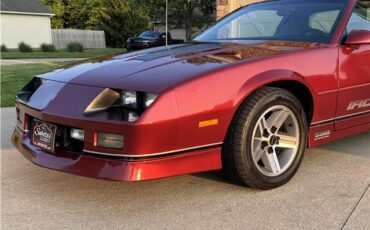 Chevrolet-Camaro-1987-2-Door-Hatchback-30
