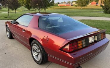 Chevrolet-Camaro-1987-2-Door-Hatchback-39