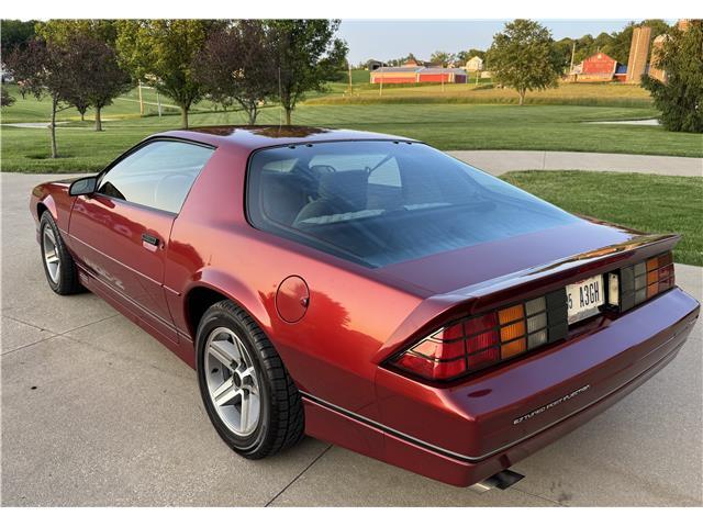 Chevrolet-Camaro-1987-2-Door-Hatchback-39