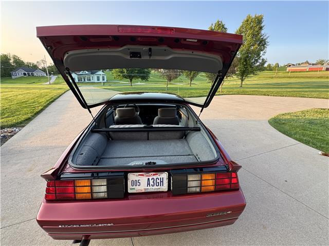 Chevrolet-Camaro-1987-2-Door-Hatchback-9