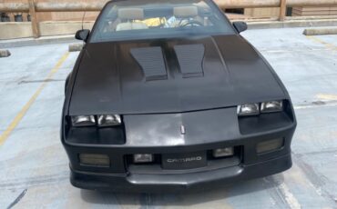 Chevrolet-Camaro-1988-Convertible-3