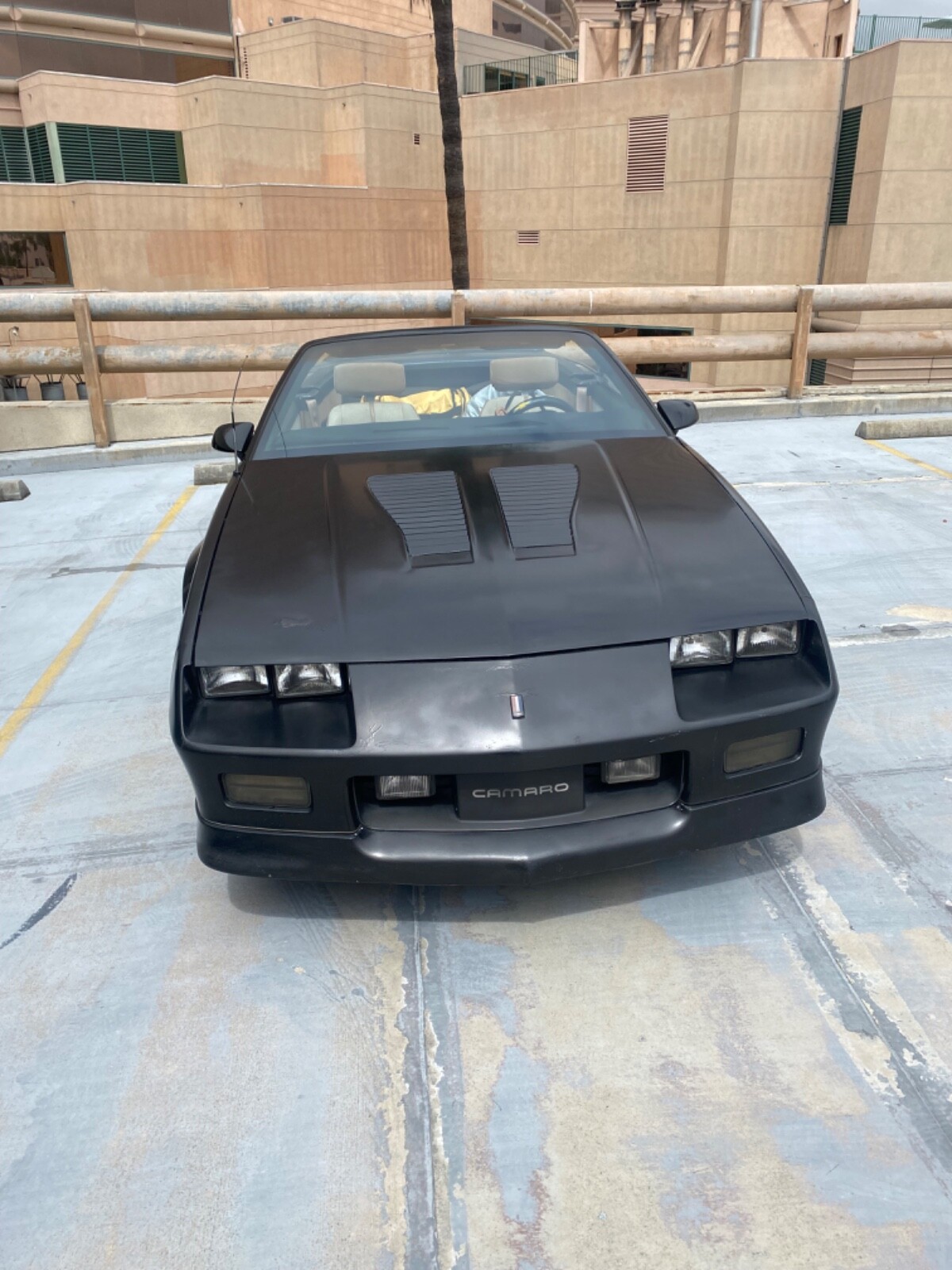 Chevrolet-Camaro-1988-Convertible-3