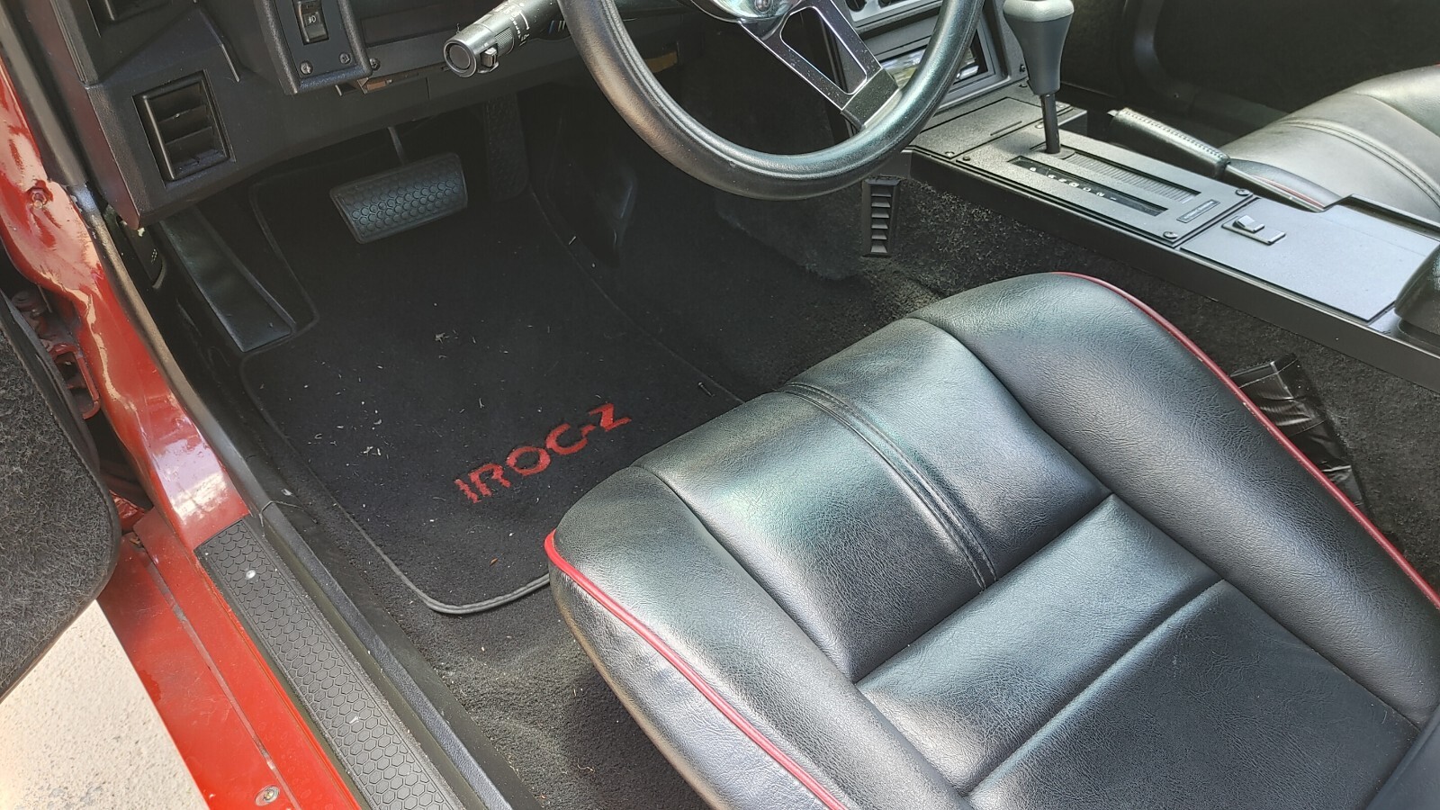 Chevrolet-Camaro-1989-Coupe-12