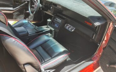 Chevrolet-Camaro-1989-Coupe-13