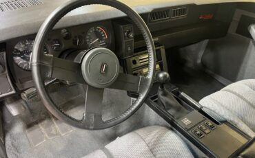 Chevrolet-Camaro-1989-Coupe-23