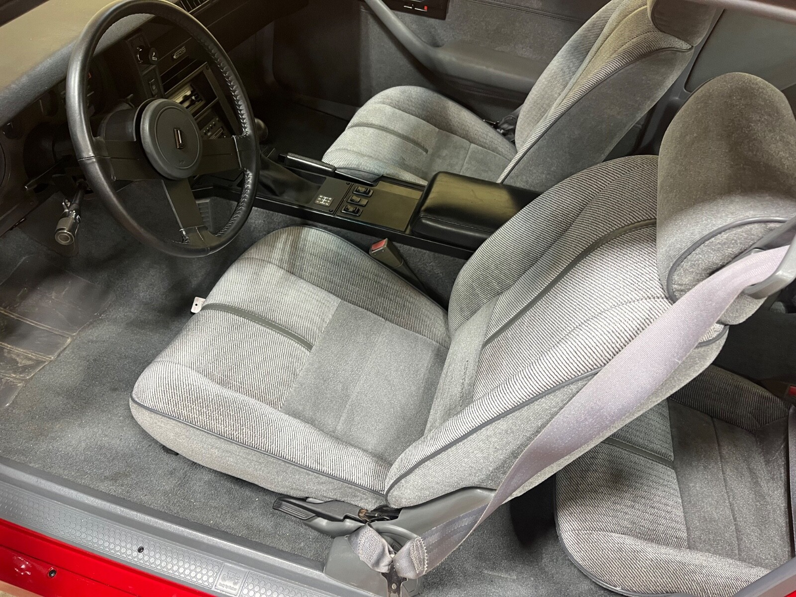 Chevrolet-Camaro-1989-Coupe-25