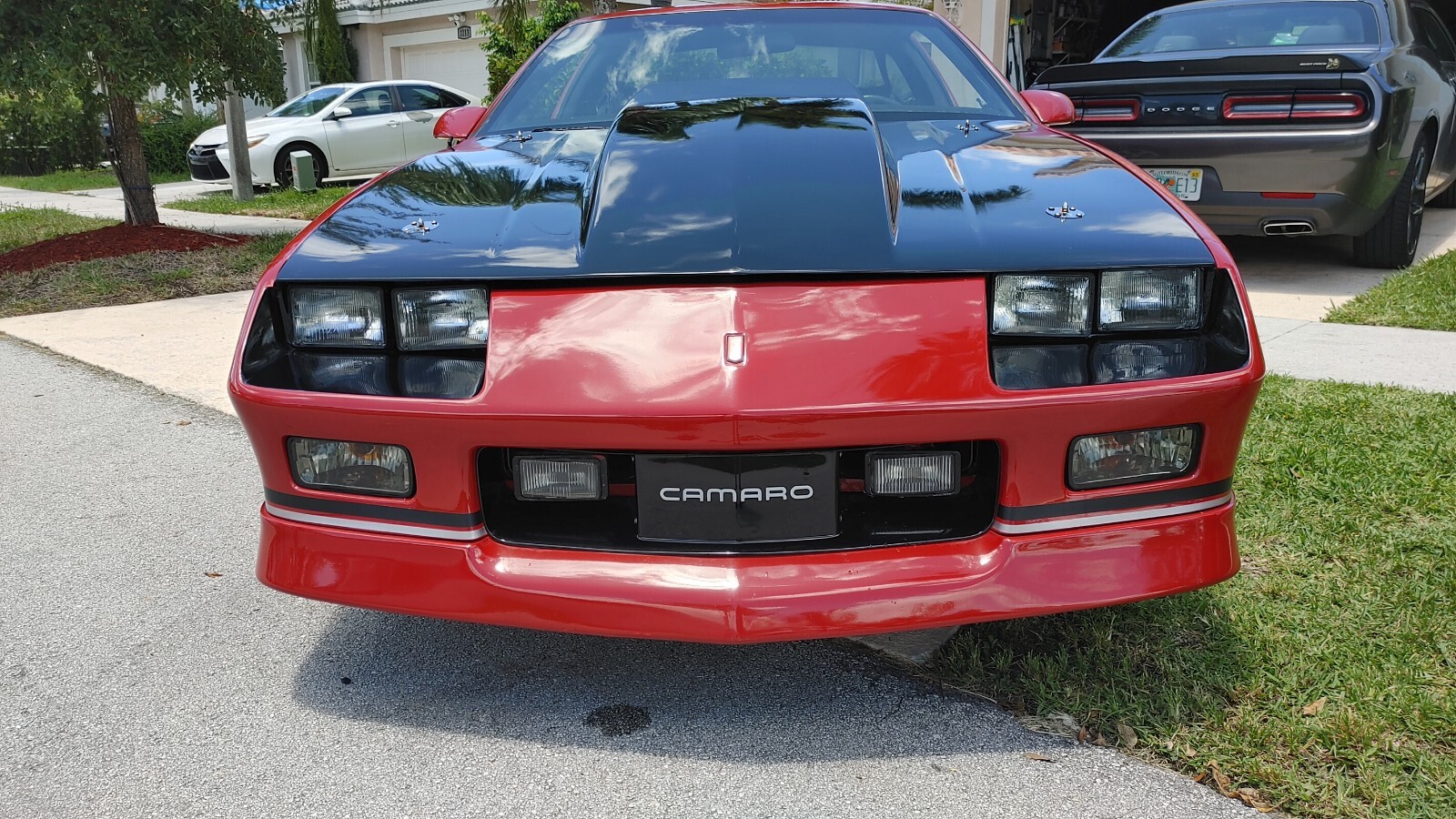 Chevrolet-Camaro-1989-Coupe-5