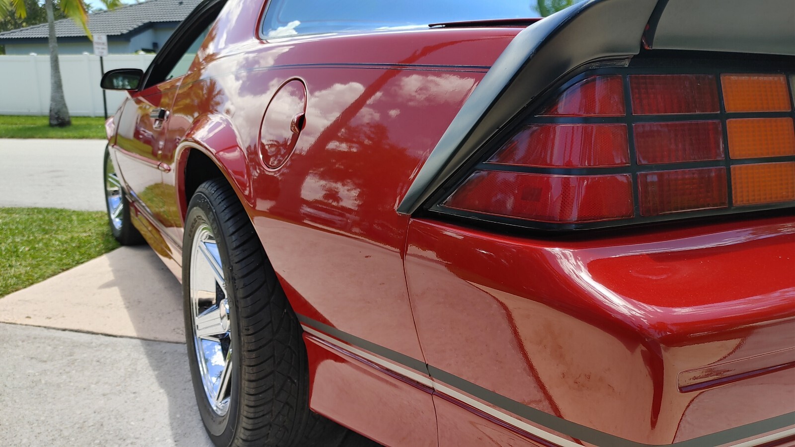 Chevrolet-Camaro-1989-Coupe-7