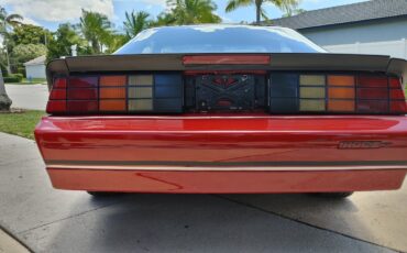 Chevrolet-Camaro-1989-Coupe-8