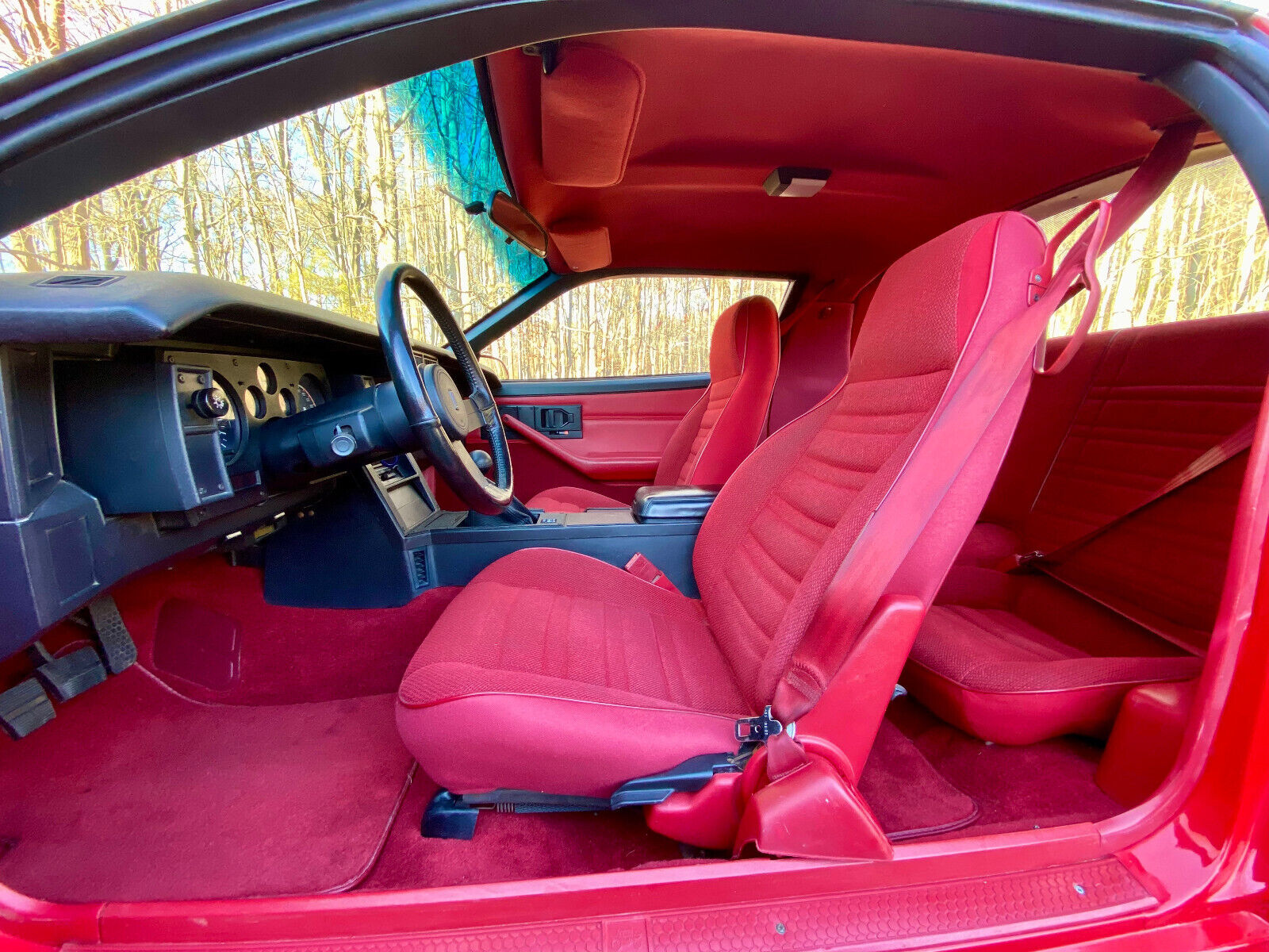 Chevrolet-Camaro-1989-Hatchback-21