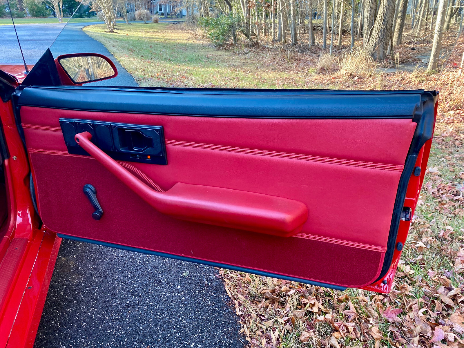 Chevrolet-Camaro-1989-Hatchback-25