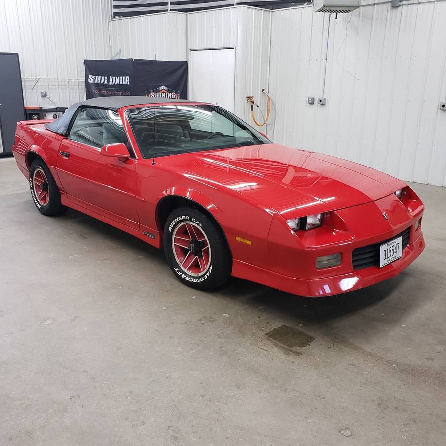 Chevrolet Camaro  1989 red