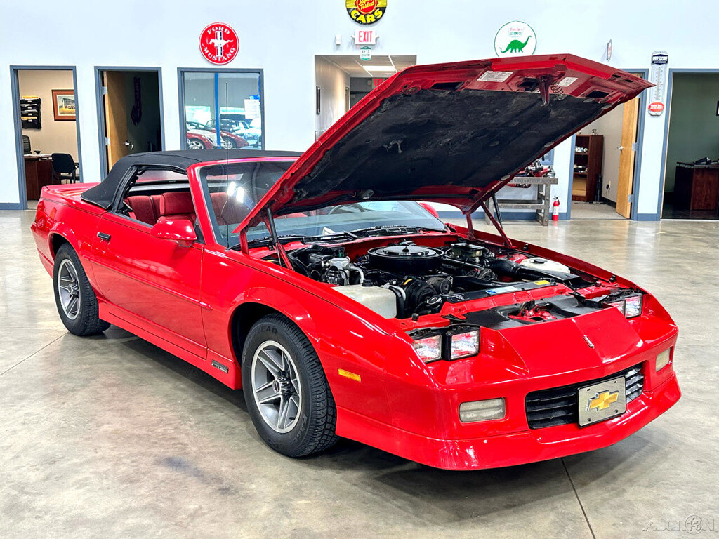Chevrolet-Camaro-1990-Convertible-21