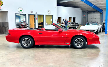 Chevrolet-Camaro-1990-Convertible-7