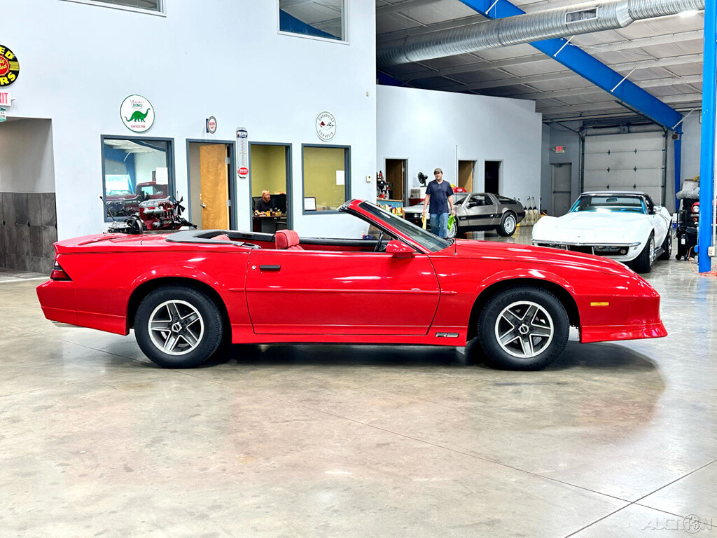 Chevrolet-Camaro-1990-Convertible-7