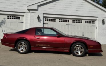 Chevrolet-Camaro-1990-Coupe-2