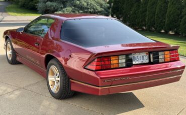 Chevrolet-Camaro-1990-Coupe-5