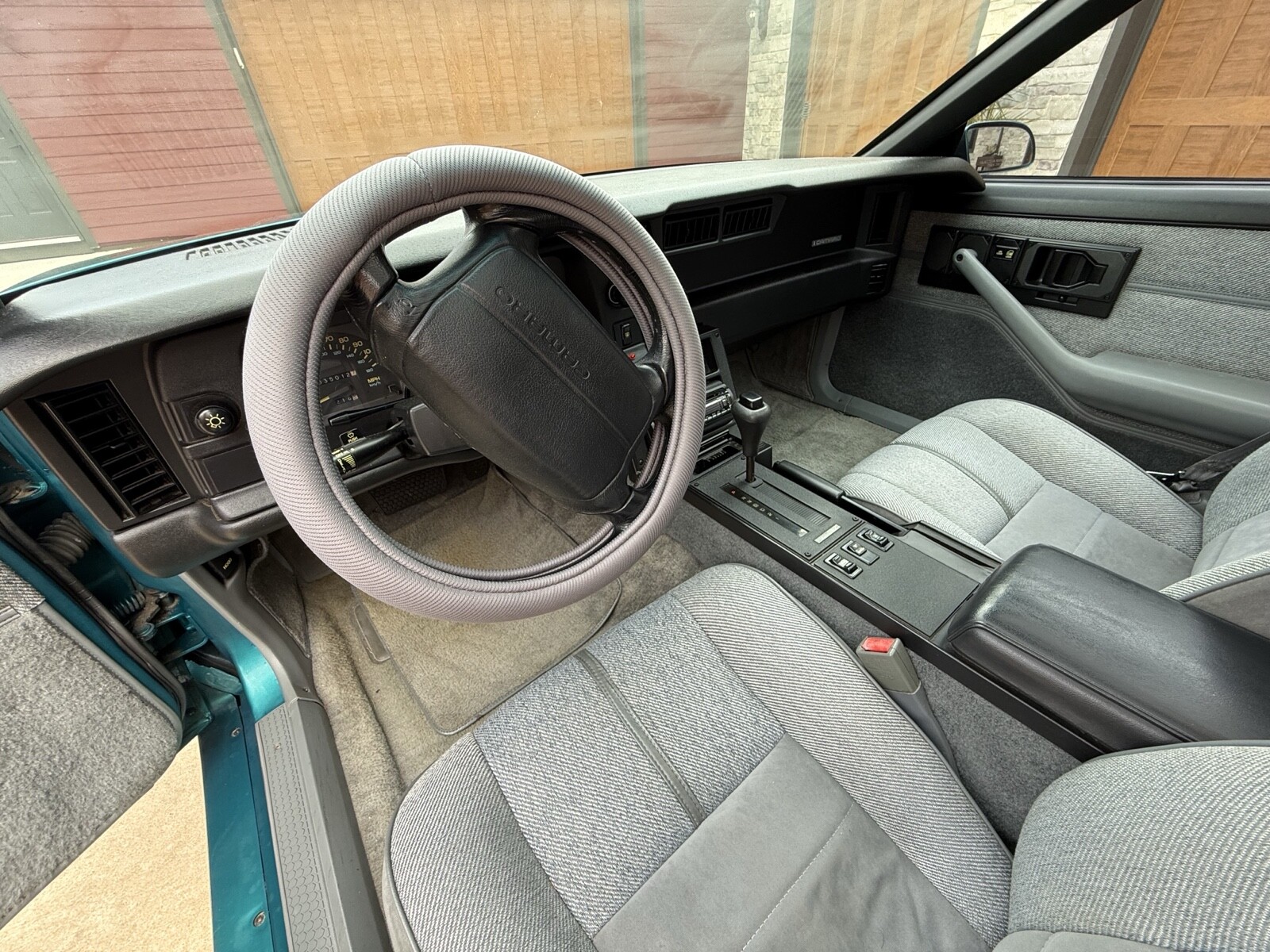 Chevrolet-Camaro-1991-Coupe-14