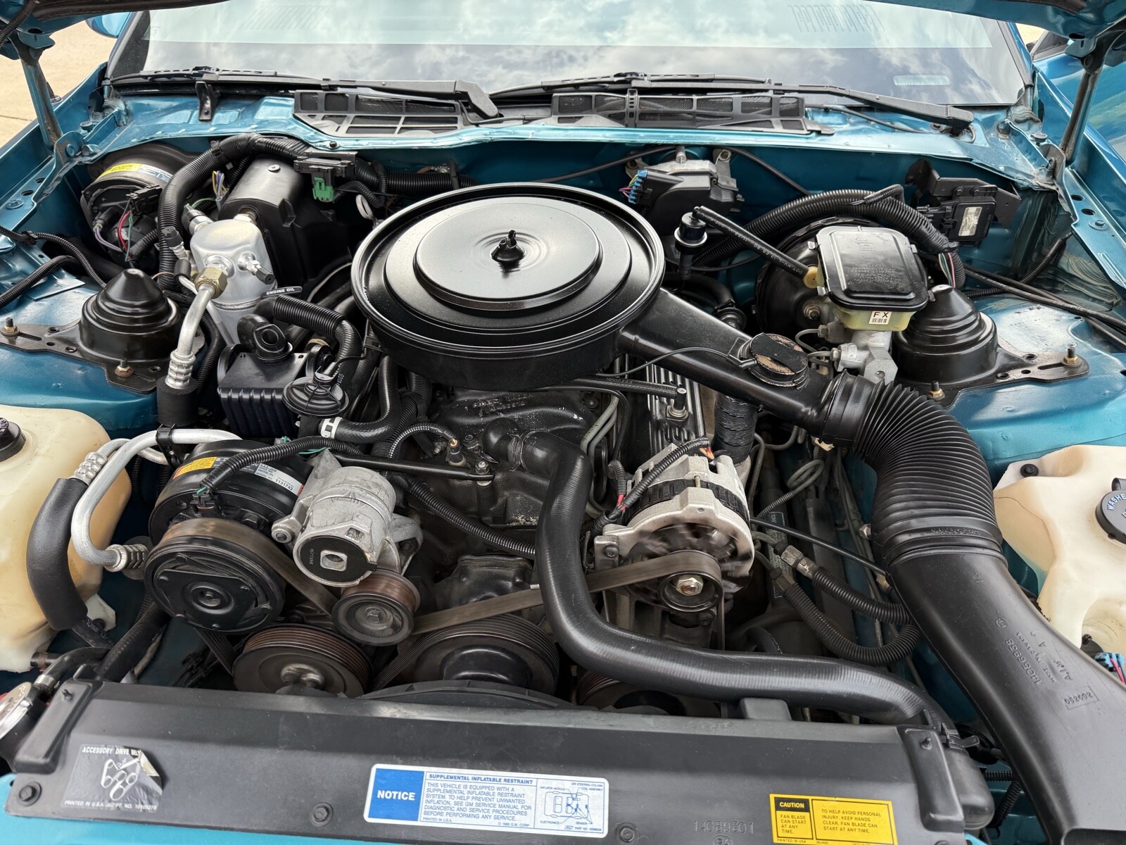 Chevrolet-Camaro-1991-Coupe-18