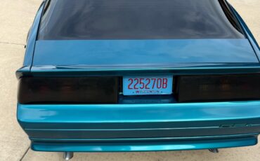 Chevrolet-Camaro-1991-Coupe-4