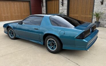 Chevrolet-Camaro-1991-Coupe-5