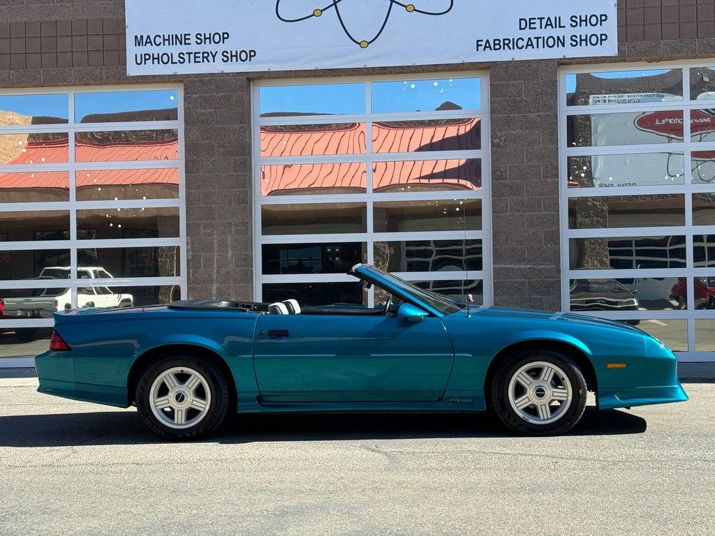 Chevrolet-Camaro-1991-blue-1