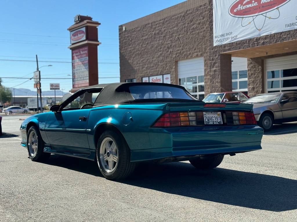 Chevrolet-Camaro-1991-blue-18