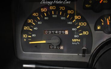 Chevrolet-Camaro-1992-Hatchback-10
