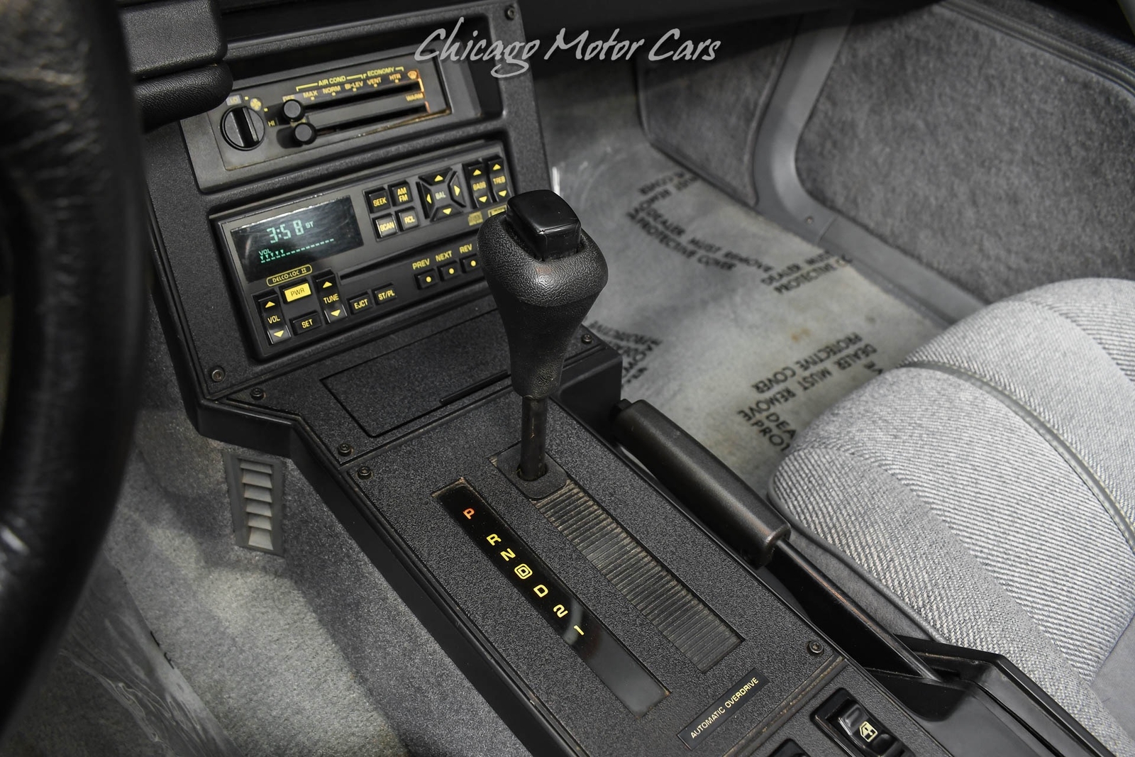 Chevrolet-Camaro-1992-Hatchback-13