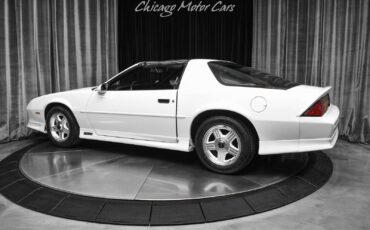 Chevrolet-Camaro-1992-Hatchback-2