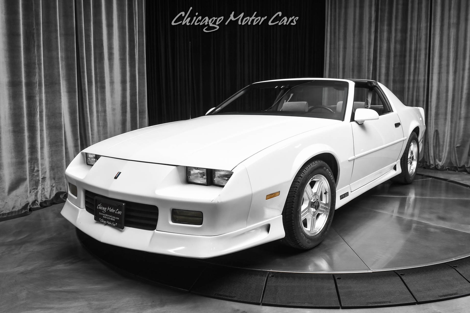 Chevrolet-Camaro-1992-Hatchback-26