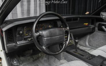 Chevrolet-Camaro-1992-Hatchback-7
