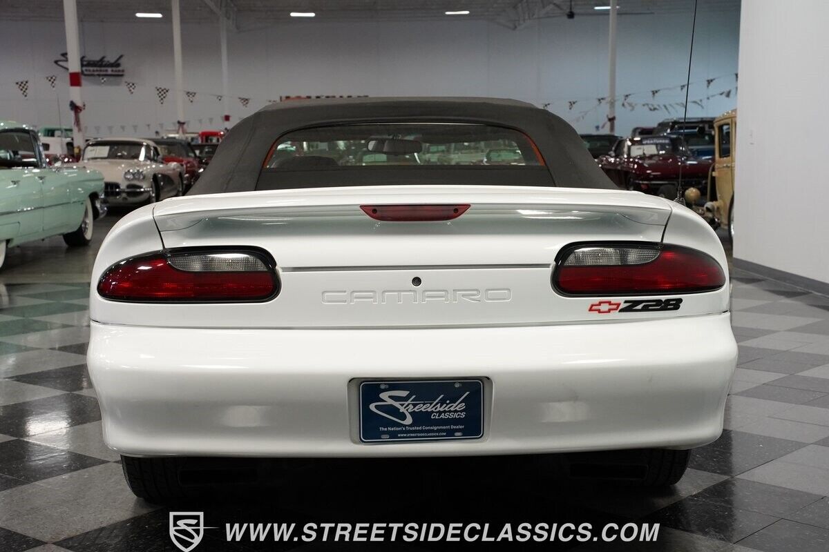 Chevrolet-Camaro-1994-Convertible-10
