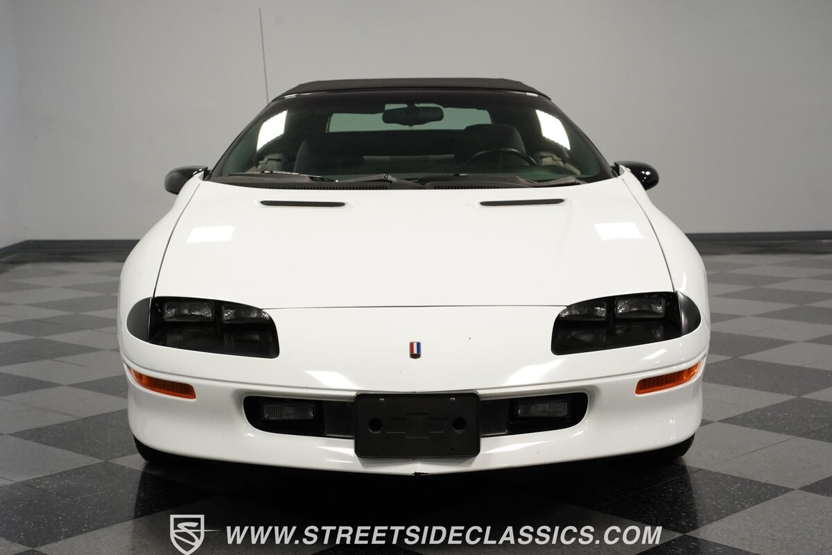 Chevrolet-Camaro-1994-Convertible-19